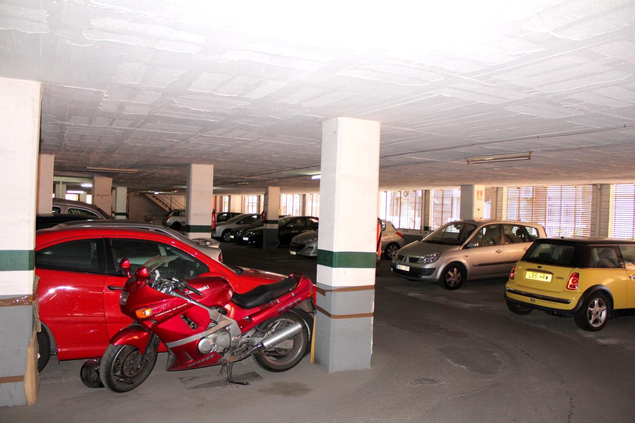 Apartamento Cosmo Grey L'Hospitalet de Llobregat Exterior foto