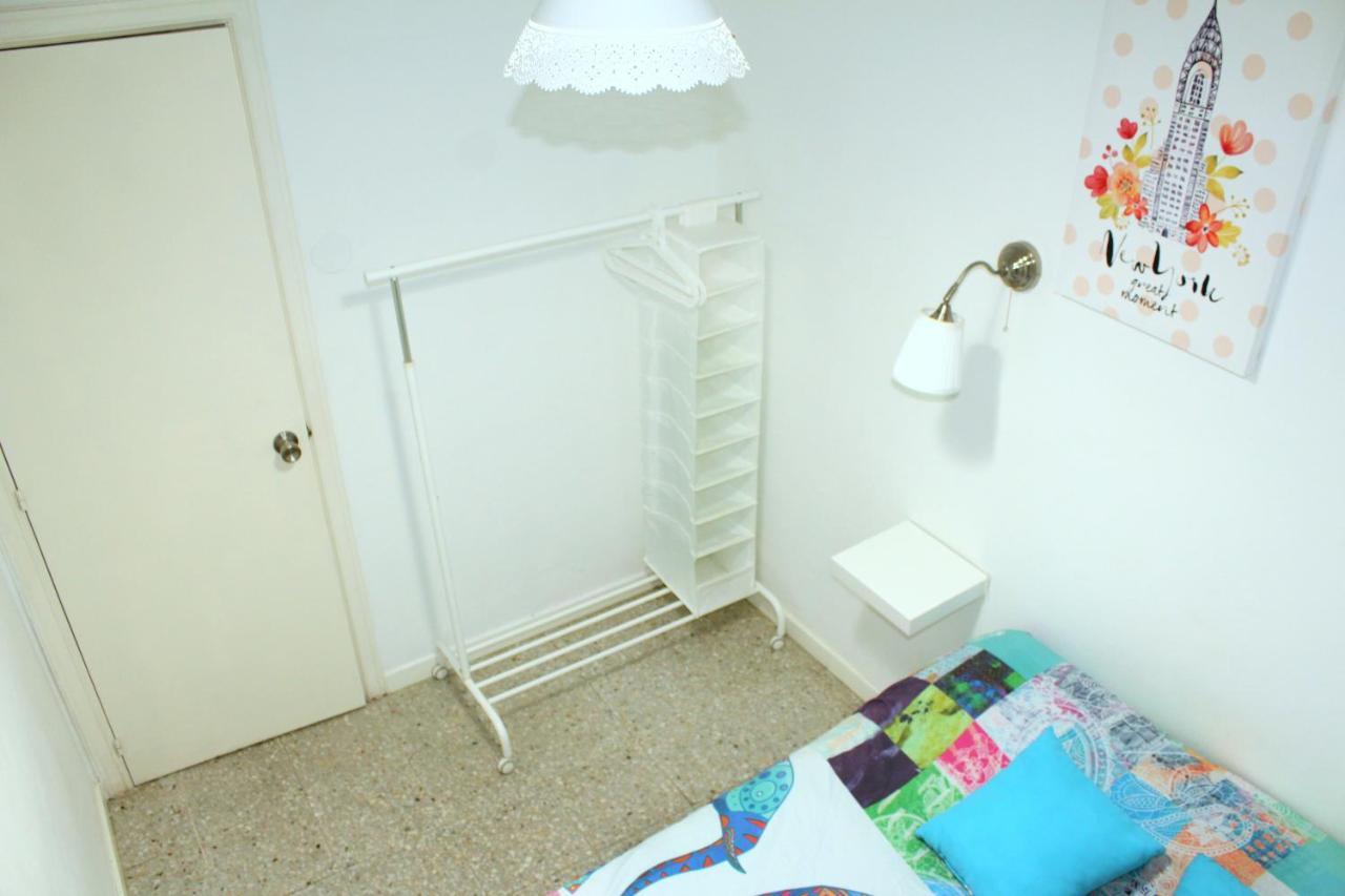 Apartamento Cosmo Grey L'Hospitalet de Llobregat Exterior foto
