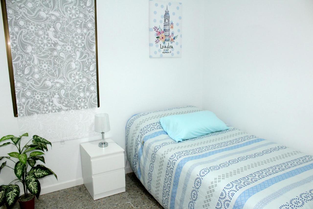 Apartamento Cosmo Grey L'Hospitalet de Llobregat Exterior foto