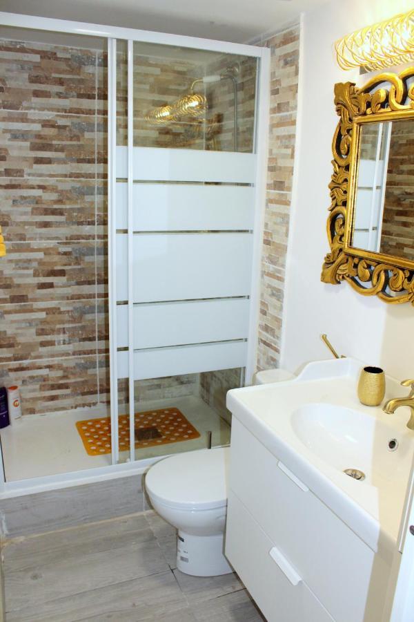 Apartamento Cosmo Grey L'Hospitalet de Llobregat Exterior foto